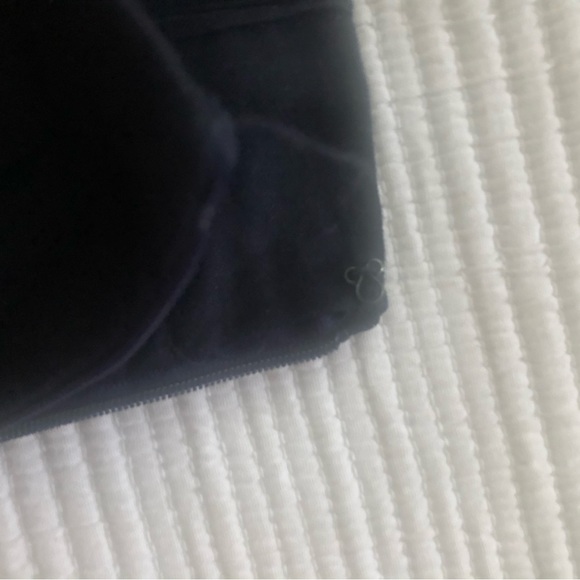 Cuyana Linen Wide Leg Cropped Pant - Picture 3 of 4